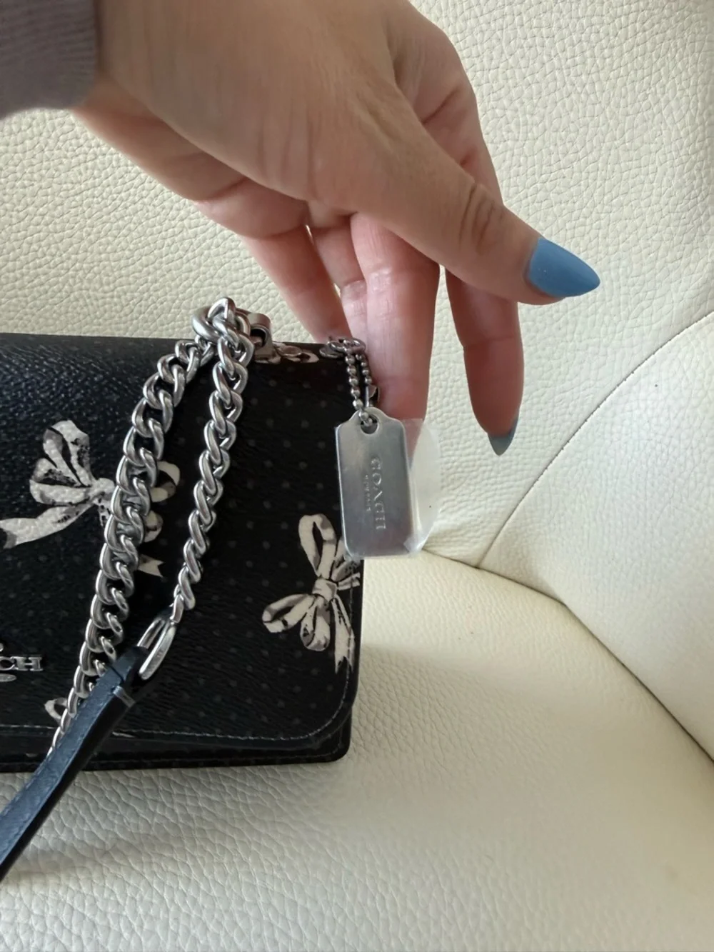 Coach Mini Klare Black Bow Print Chain Crossbody Bag - NWOT - Picture 4 of 10